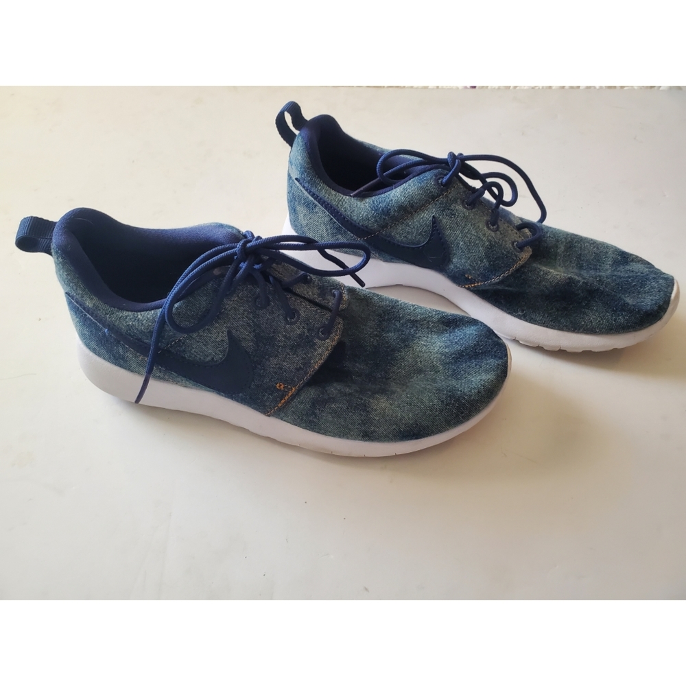Nike Roshe One Special Edition Denim Sneakers Size 6Y EUR 38.5 Women's 7.5 US